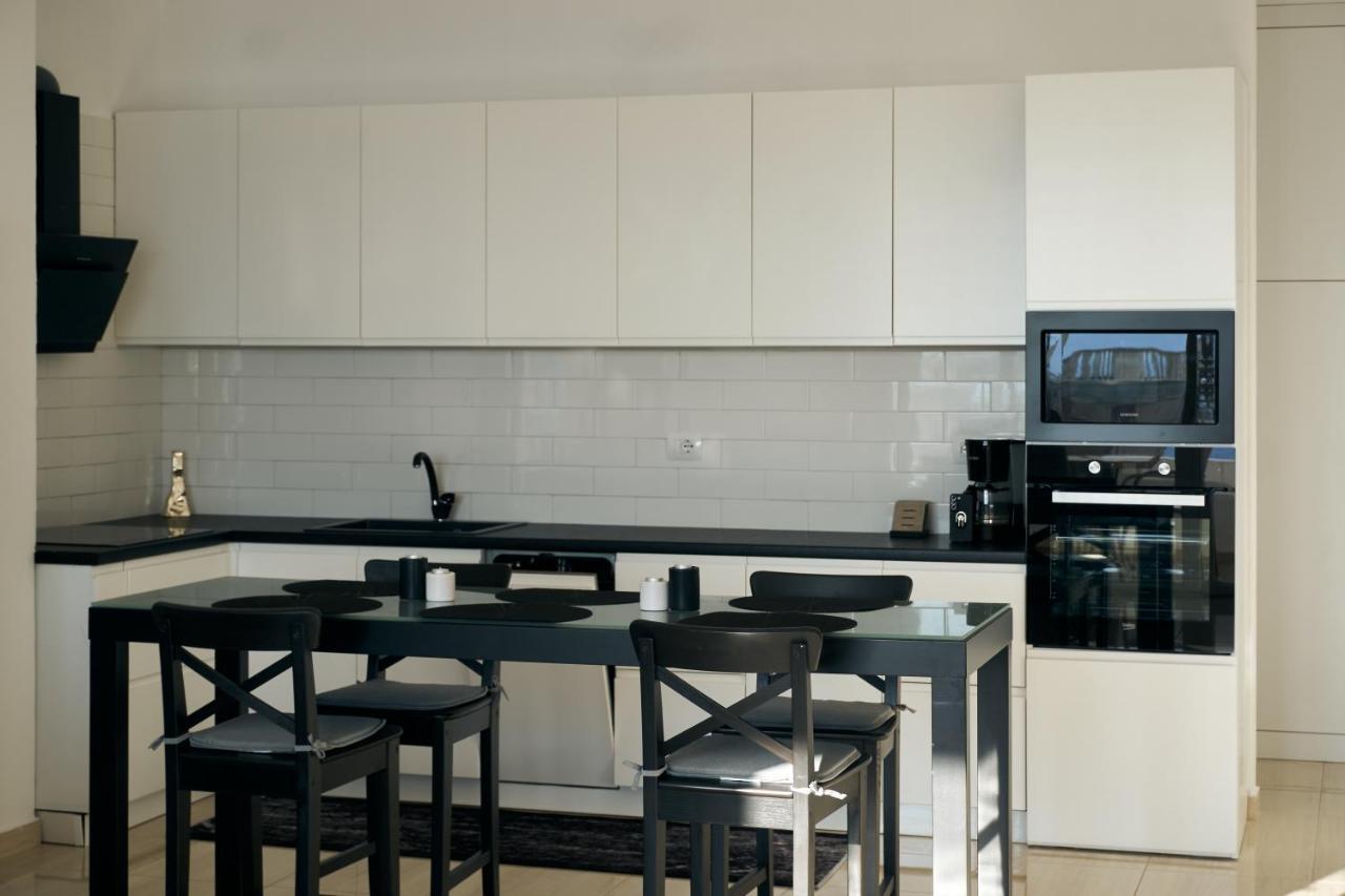 The Garrison Apartment Саранда Екстер'єр фото